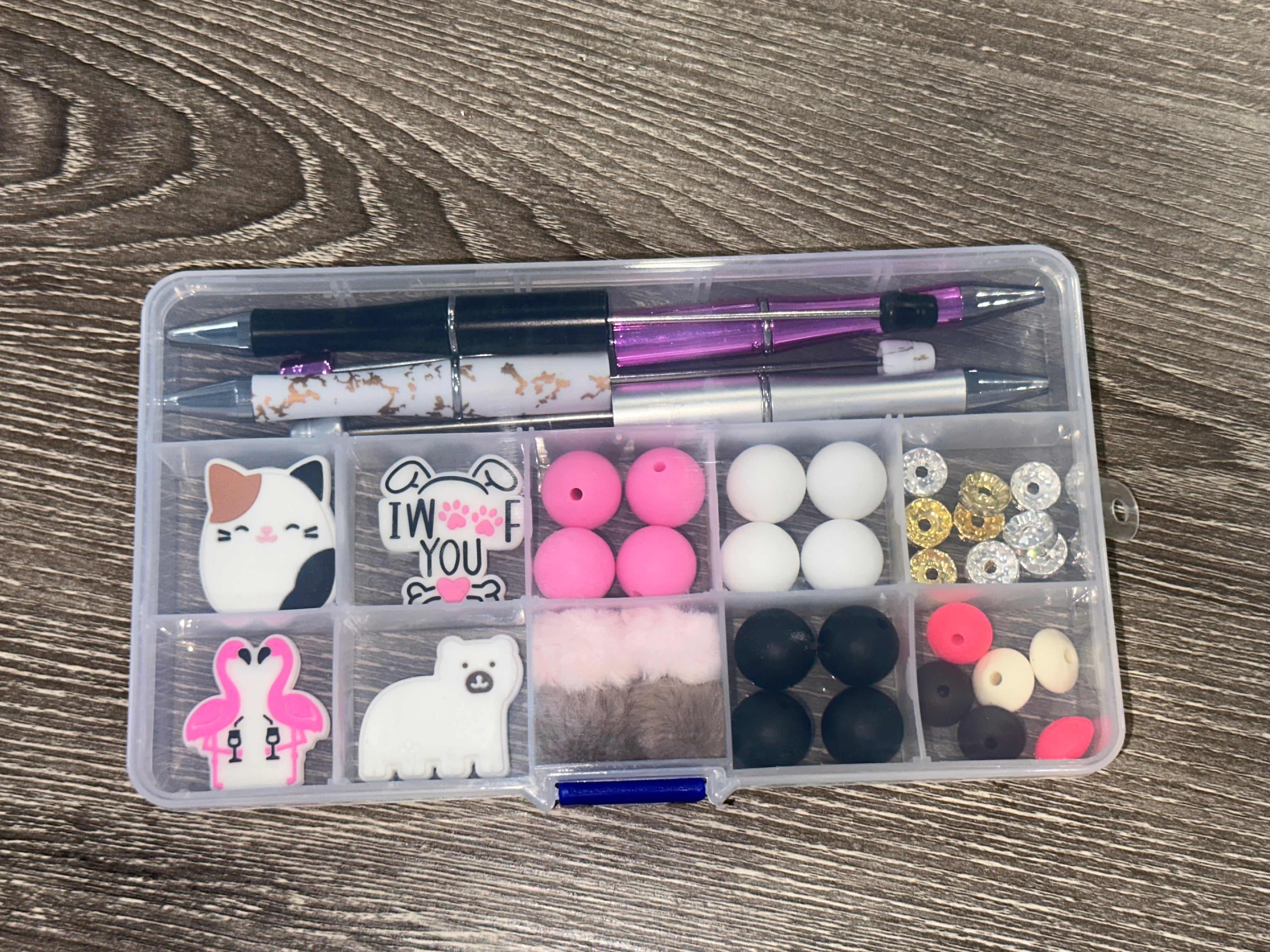 An Example of what may be in an Animals DIY Pen Kit 