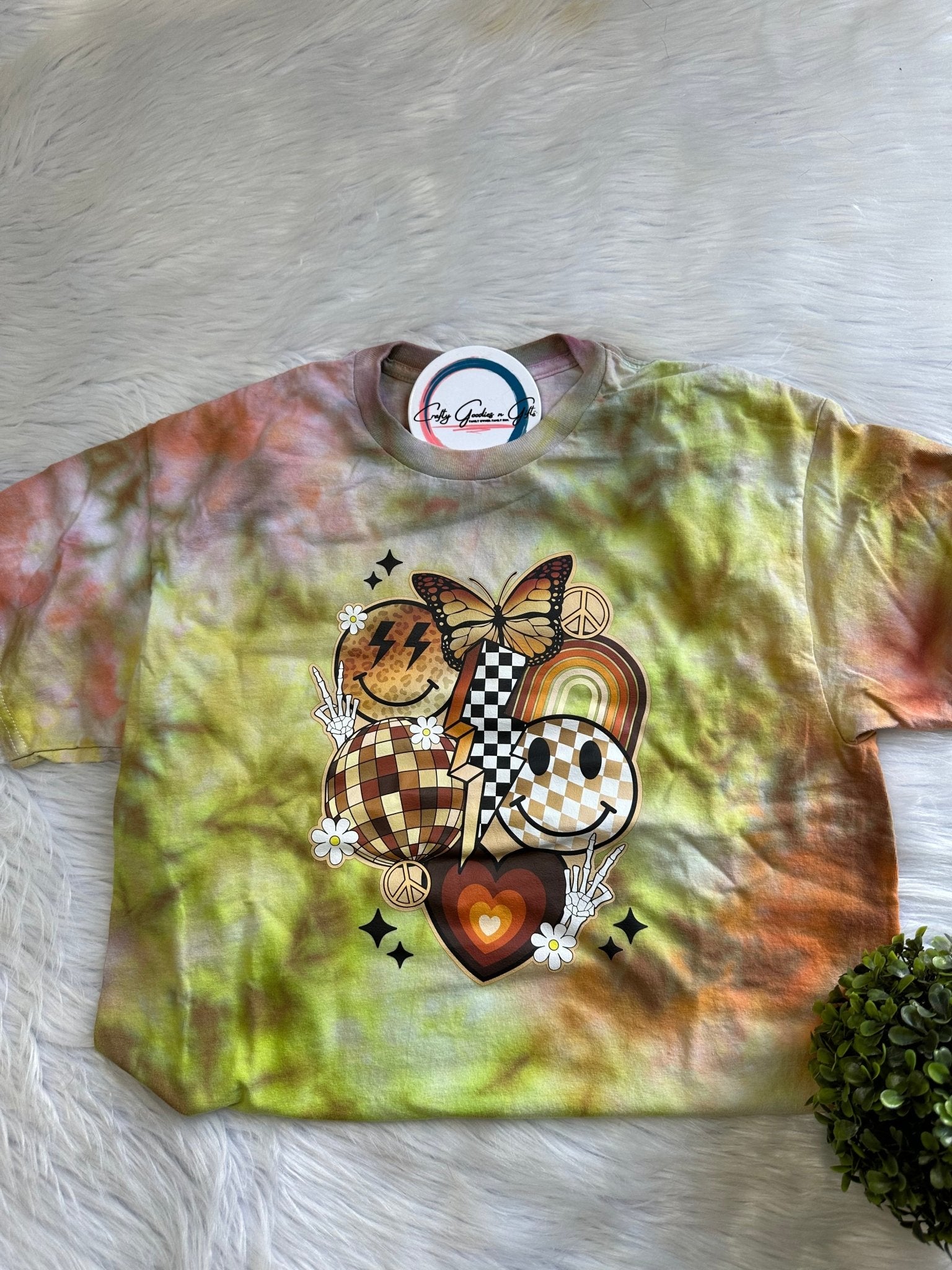 Peace Love Autumn (T - Shirt) - Craftygoodiesngifts